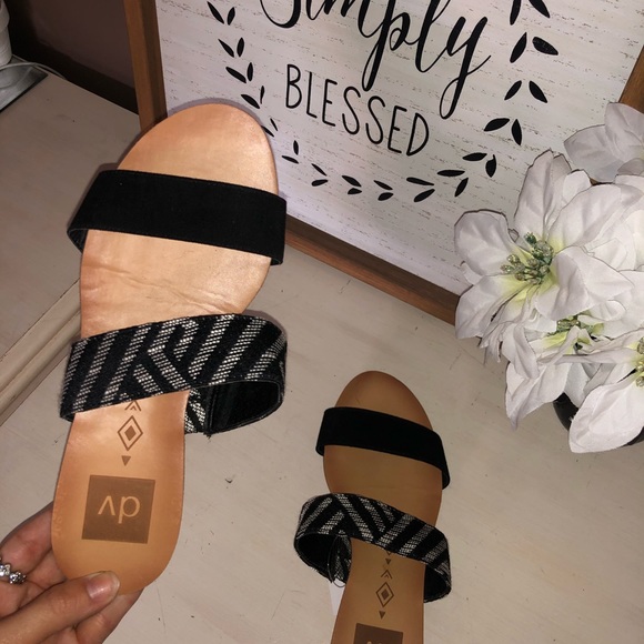 Dolce Vita Double Strap  Sandal - Picture 7 of 7